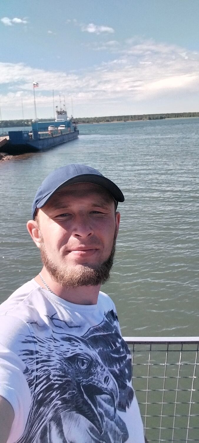  46077583  Dmitry, 25 ,    