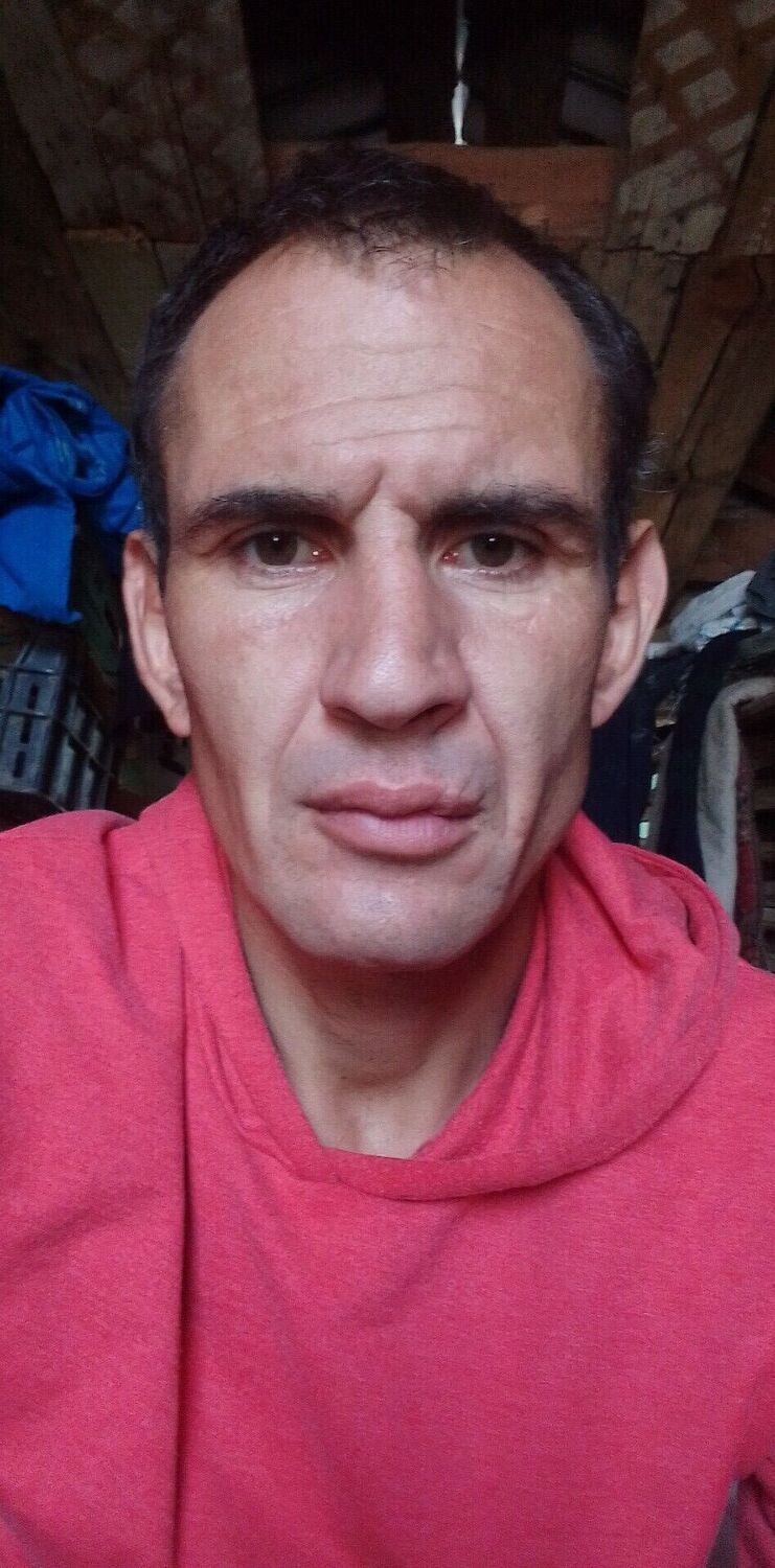 38532893  , 40 ,    