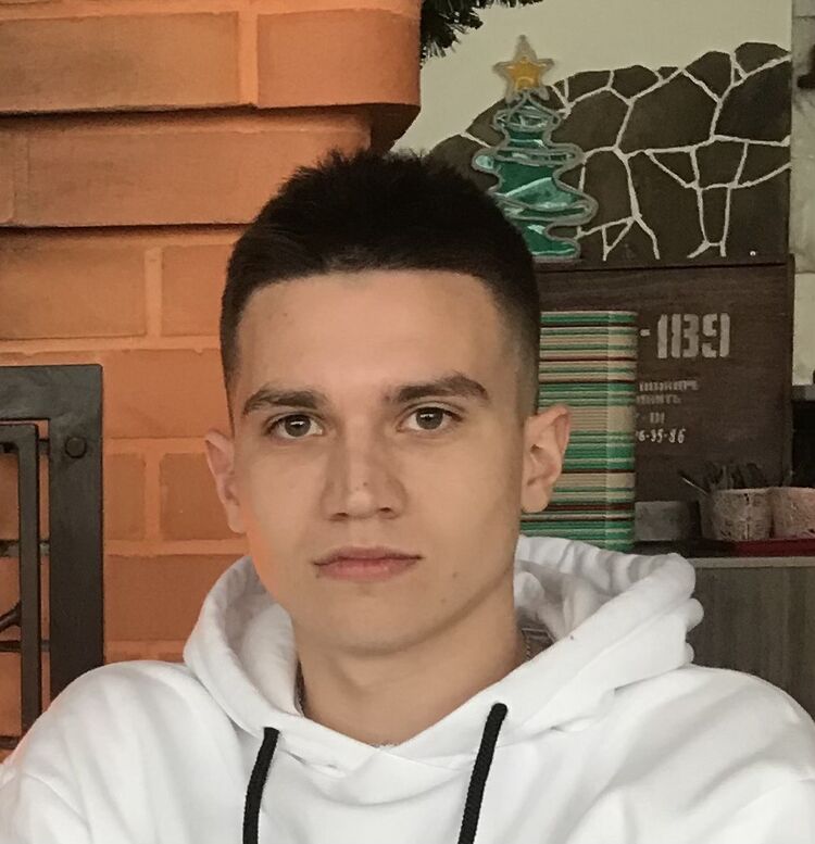  34517583  , 21 ,    