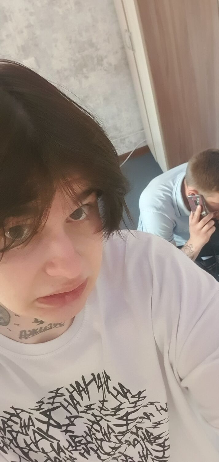  38018883  , 23 ,    -