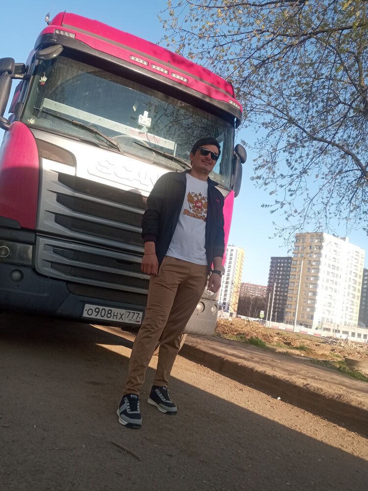  51074503  Arslan, 31 ,    
