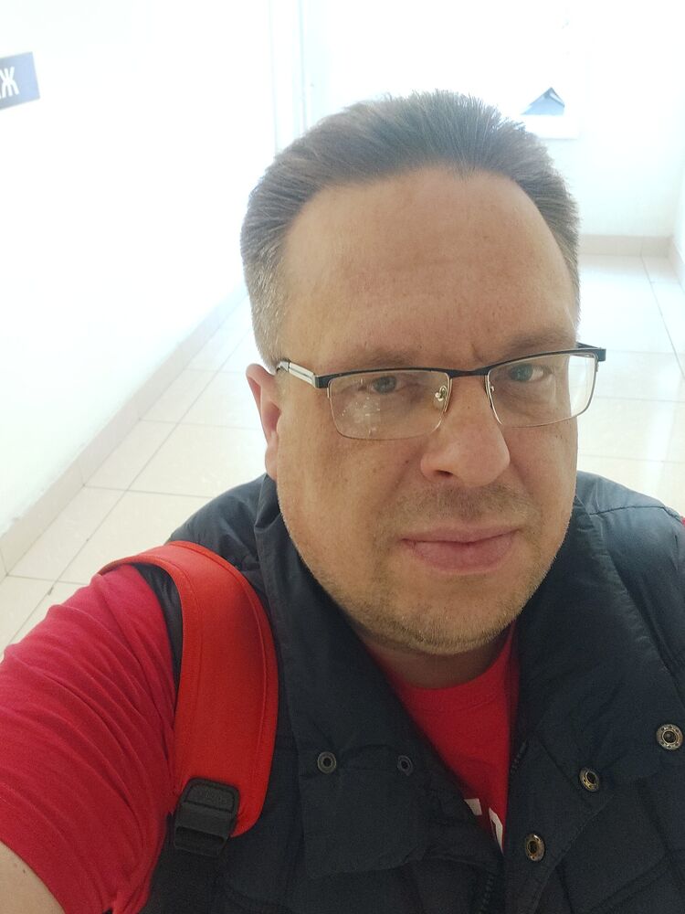  30137883  Sergey, 48 ,    