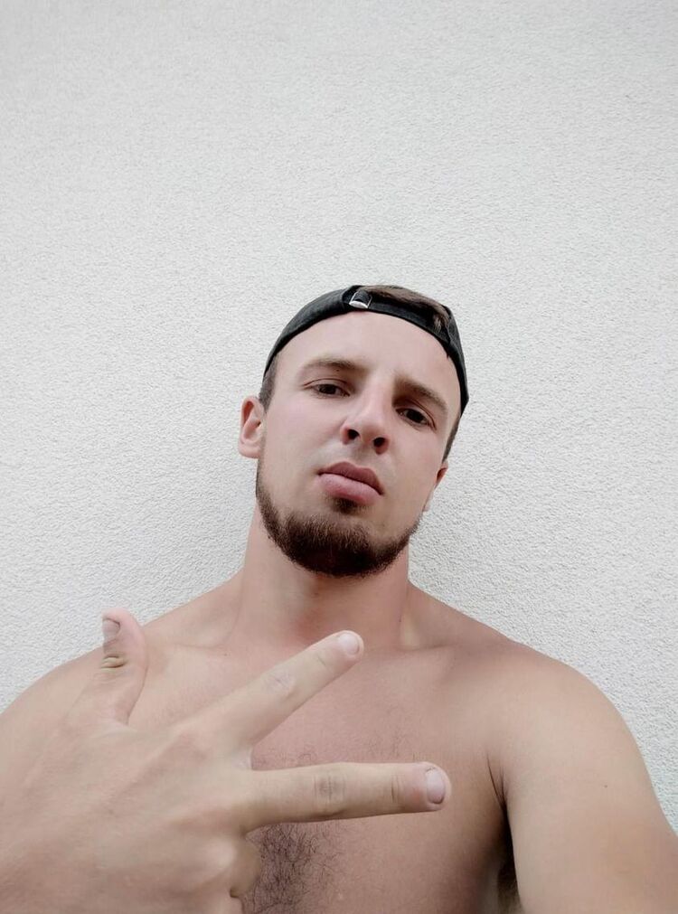  43838163  , 28 ,    