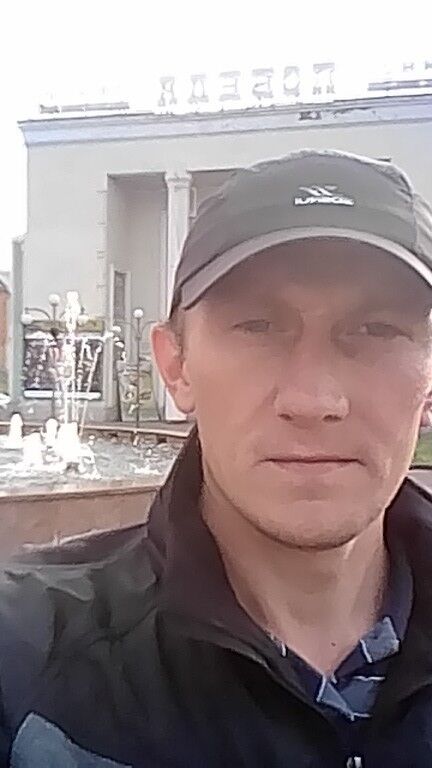  -,   ALEKSANDR, 42 ,   