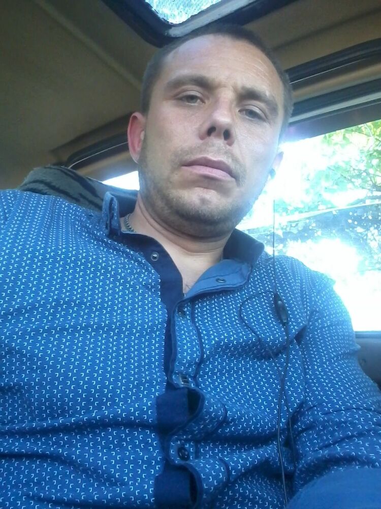  ,   Alex, 42 ,   ,   , c 