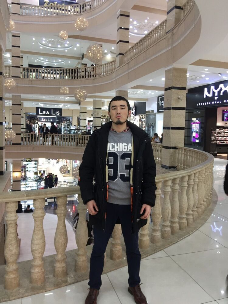  ,   Ruslan, 27 ,   ,   , c 