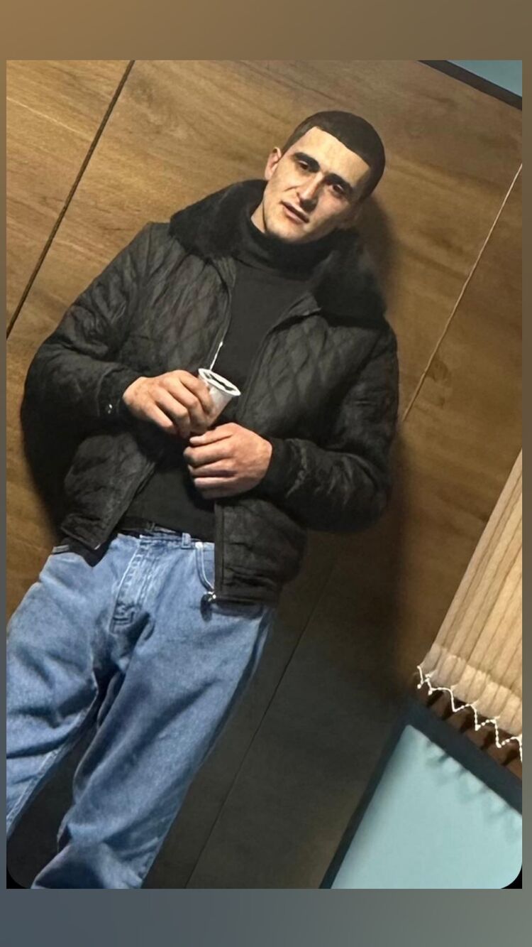  34990643  , 24 ,    