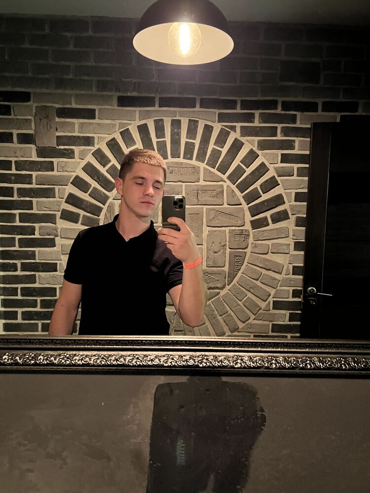  52831753  , 24 ,    