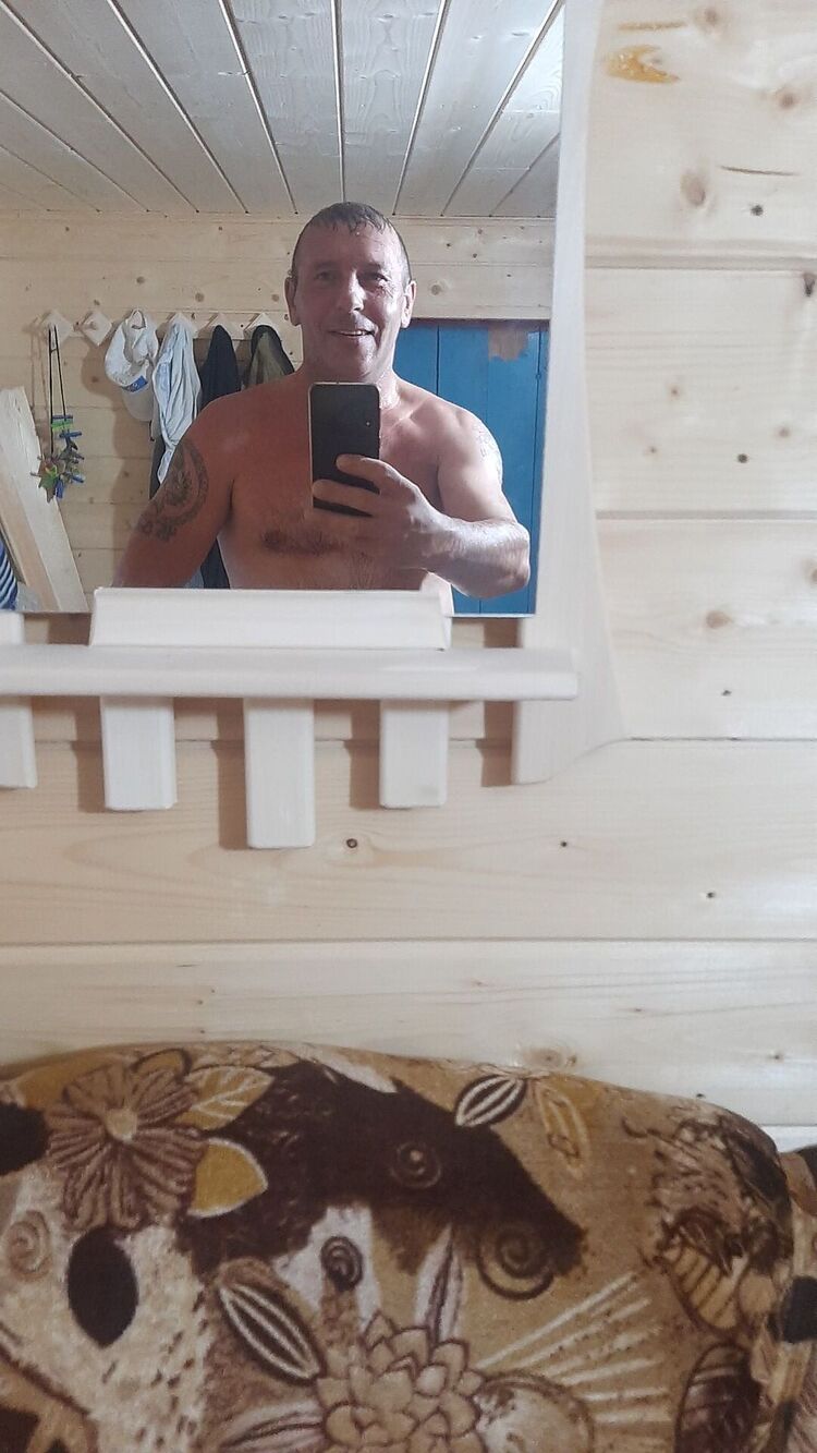  43646803  , 49 ,     