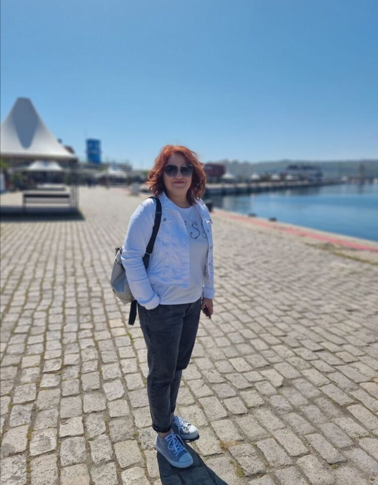  ,   Eli, 48 ,     , c 