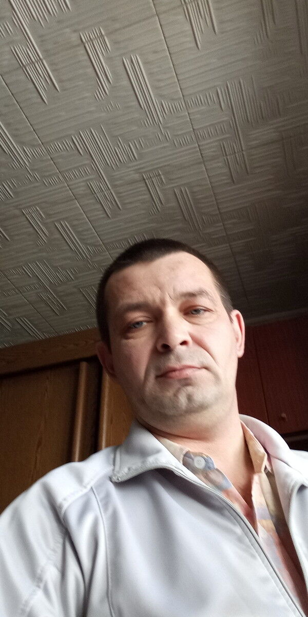  15517133  Vitek, 44 ,    
