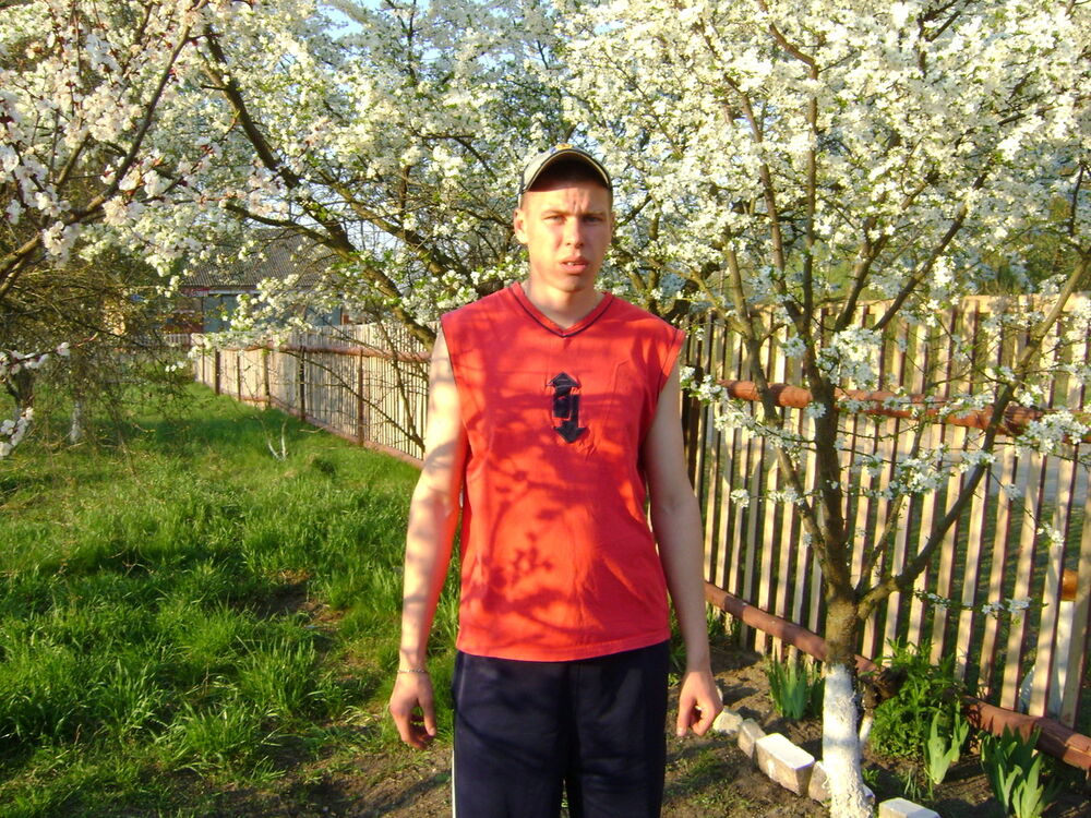  ,   Sergei, 37 ,   