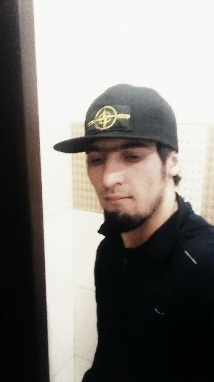  32243423  AbuRamall, 32 ,    