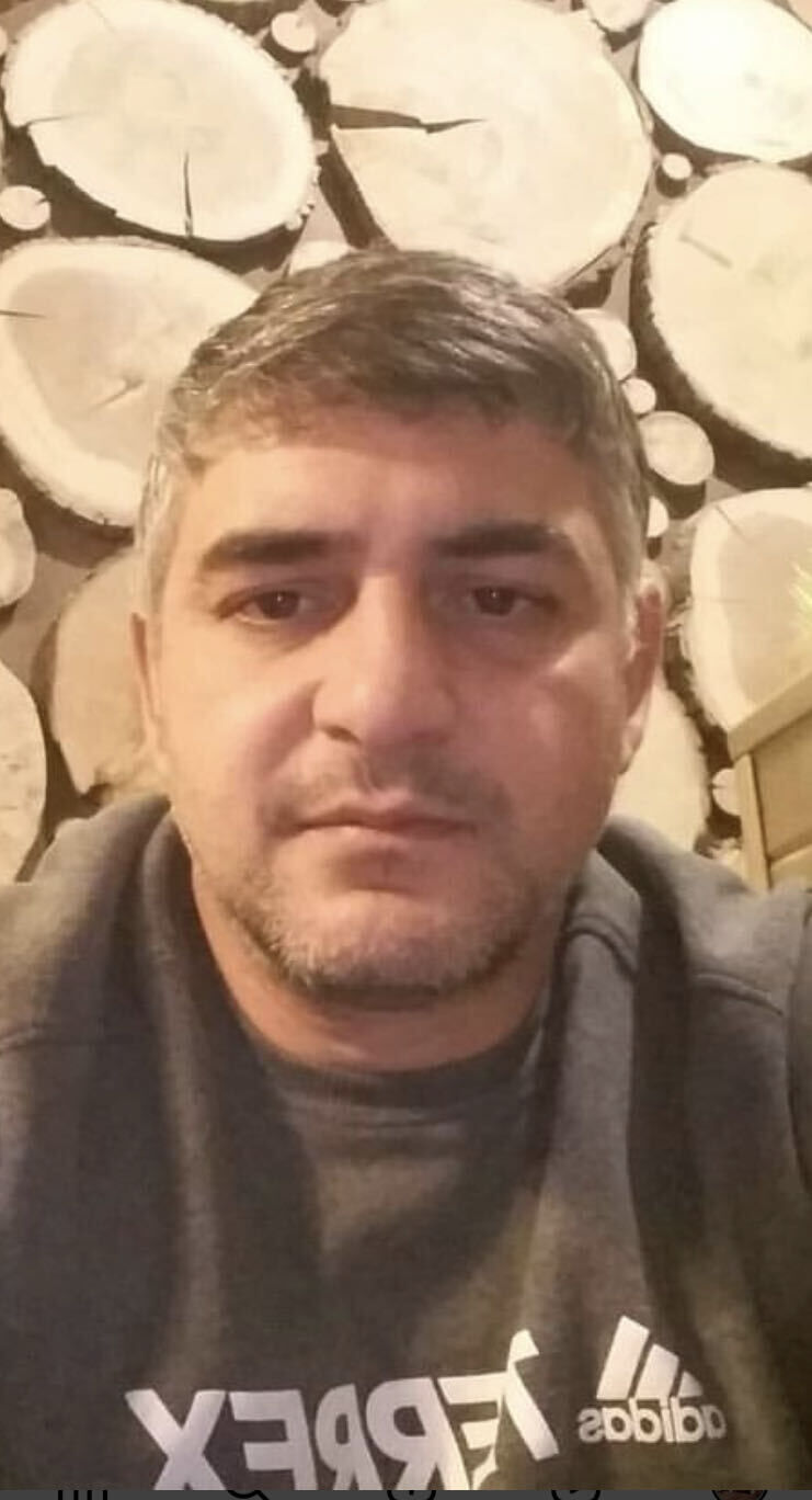  36526733  Rasul, 44 ,    