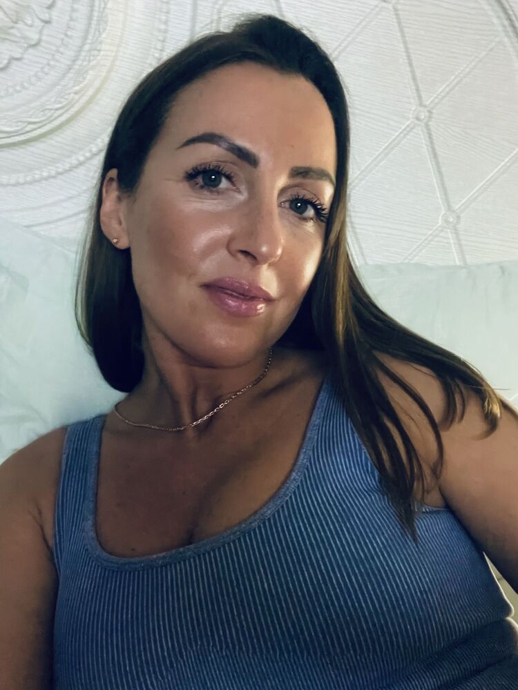  43302493  , 37 ,    