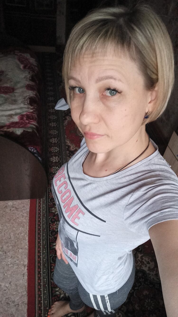  ,   Lyudmila, 44 ,     , c , 