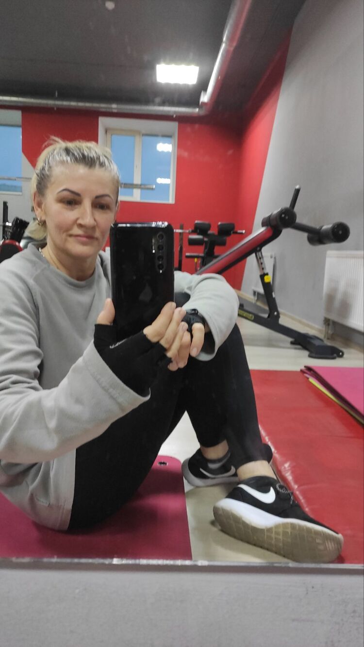  43628713  Tatsiana, 52 ,    Warszawa