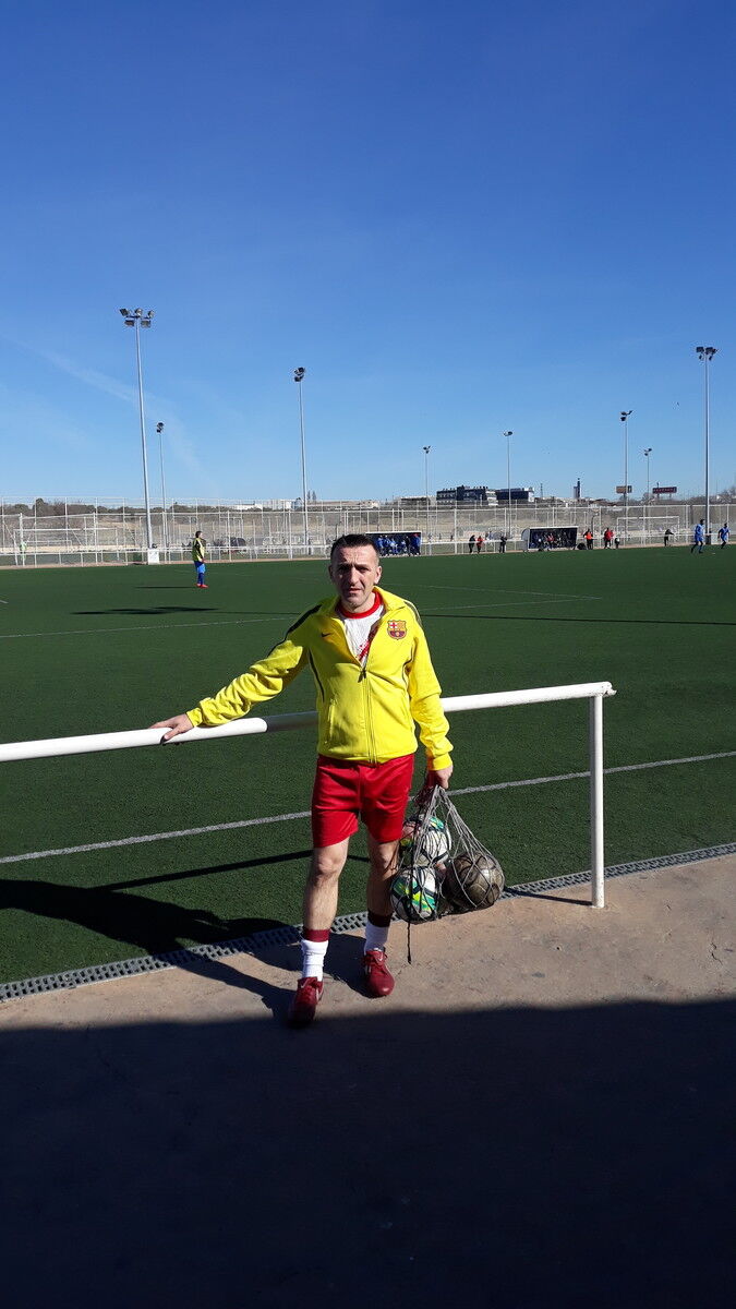  18591853  , 42 ,    Madrid