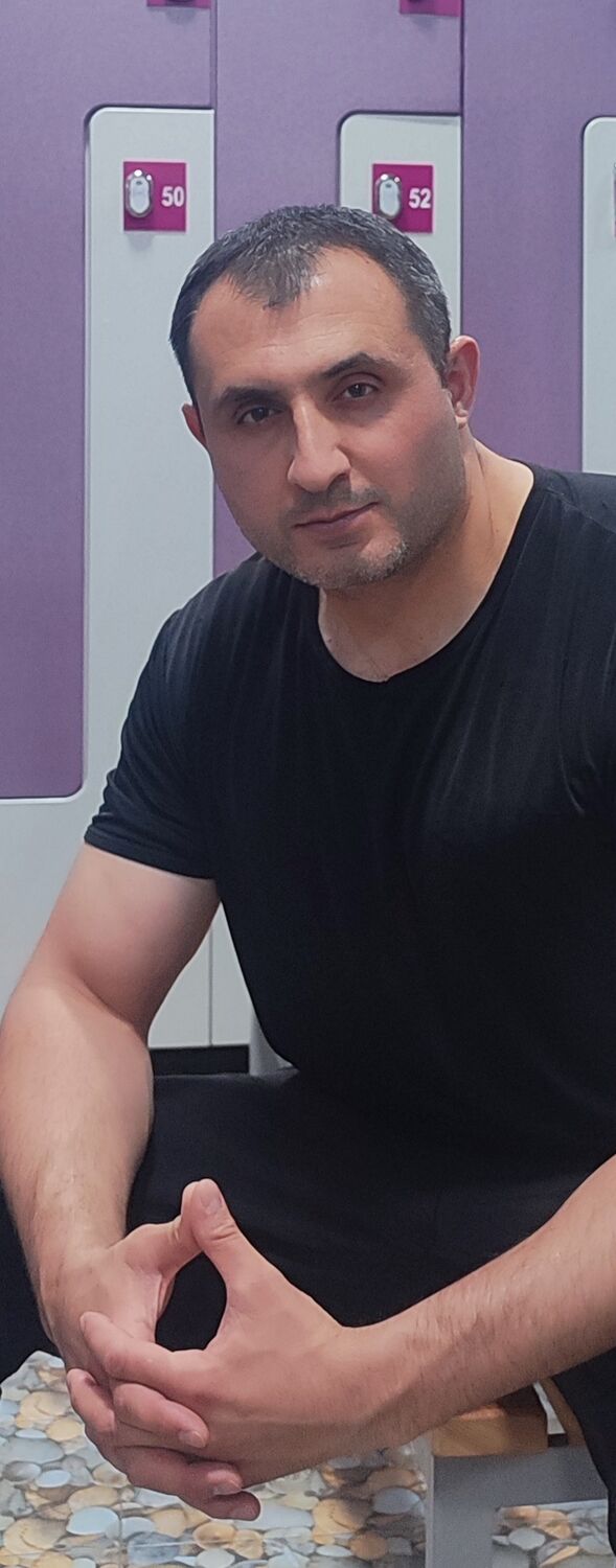  53370263  VOLK, 39 ,    