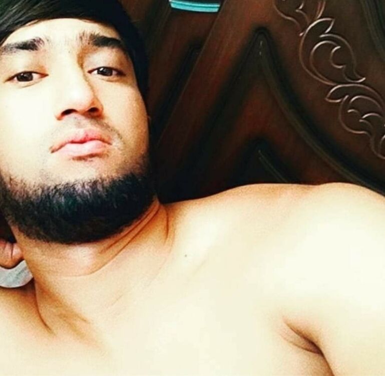  ,   Aziz, 33 ,   ,   , c , 