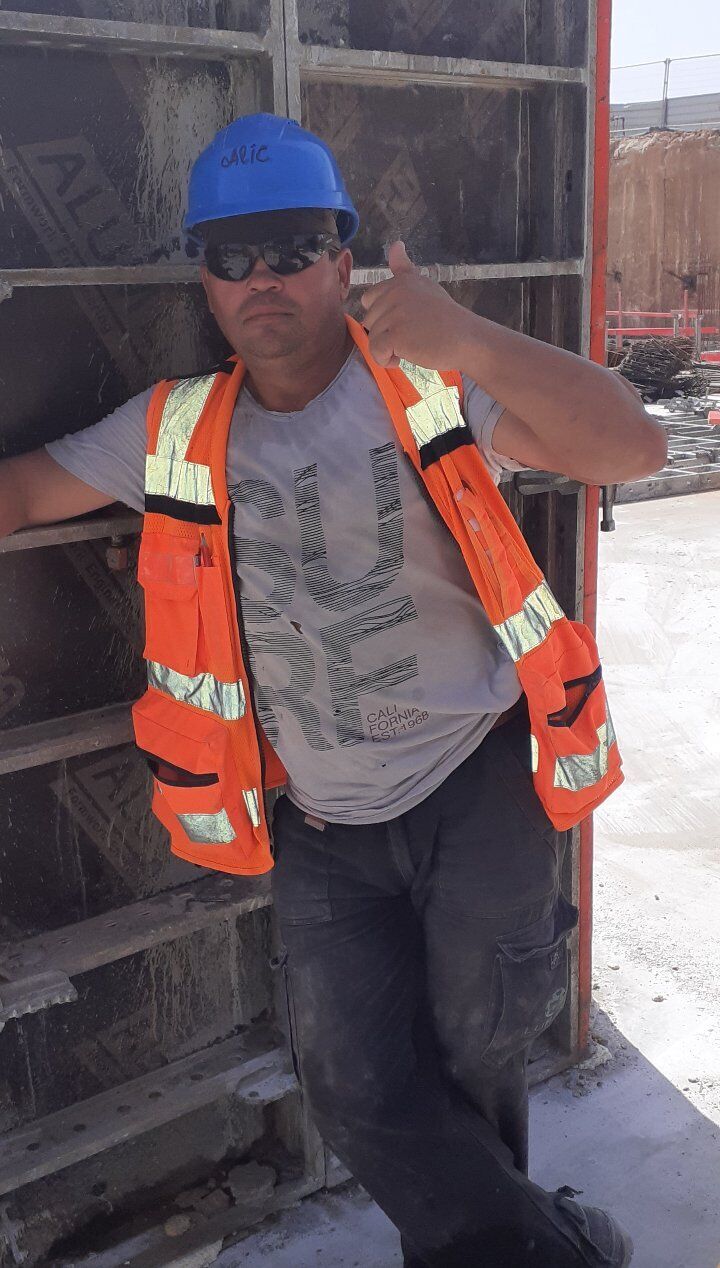  ,   Alic, 52 ,   ,   , c 