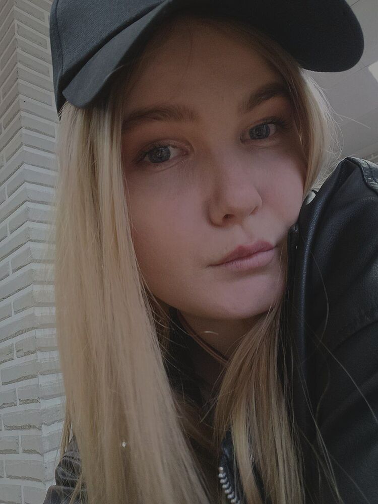  43936643  , 21 ,    
