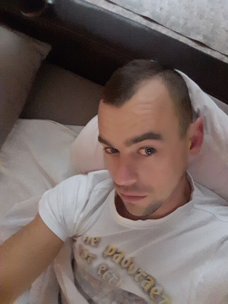  18506223  , 37 ,    
