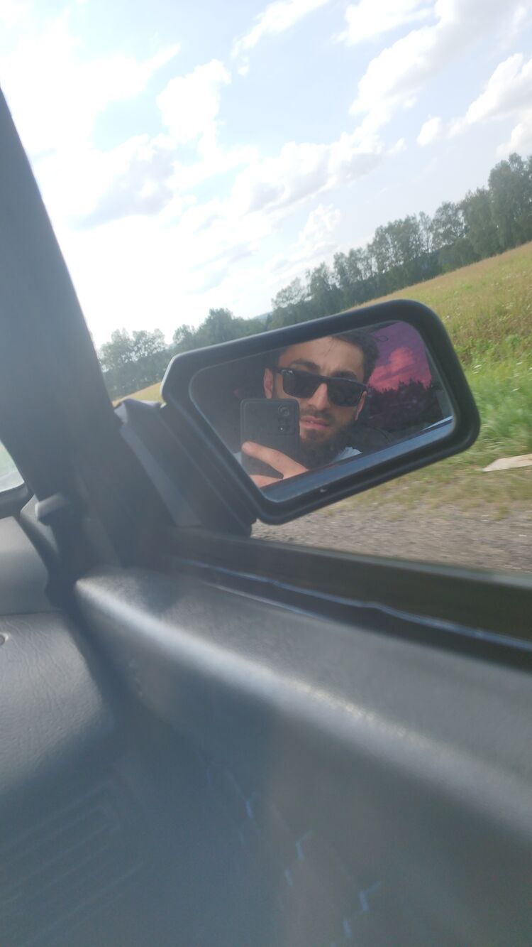  37123783  Ruslan, 33 ,    