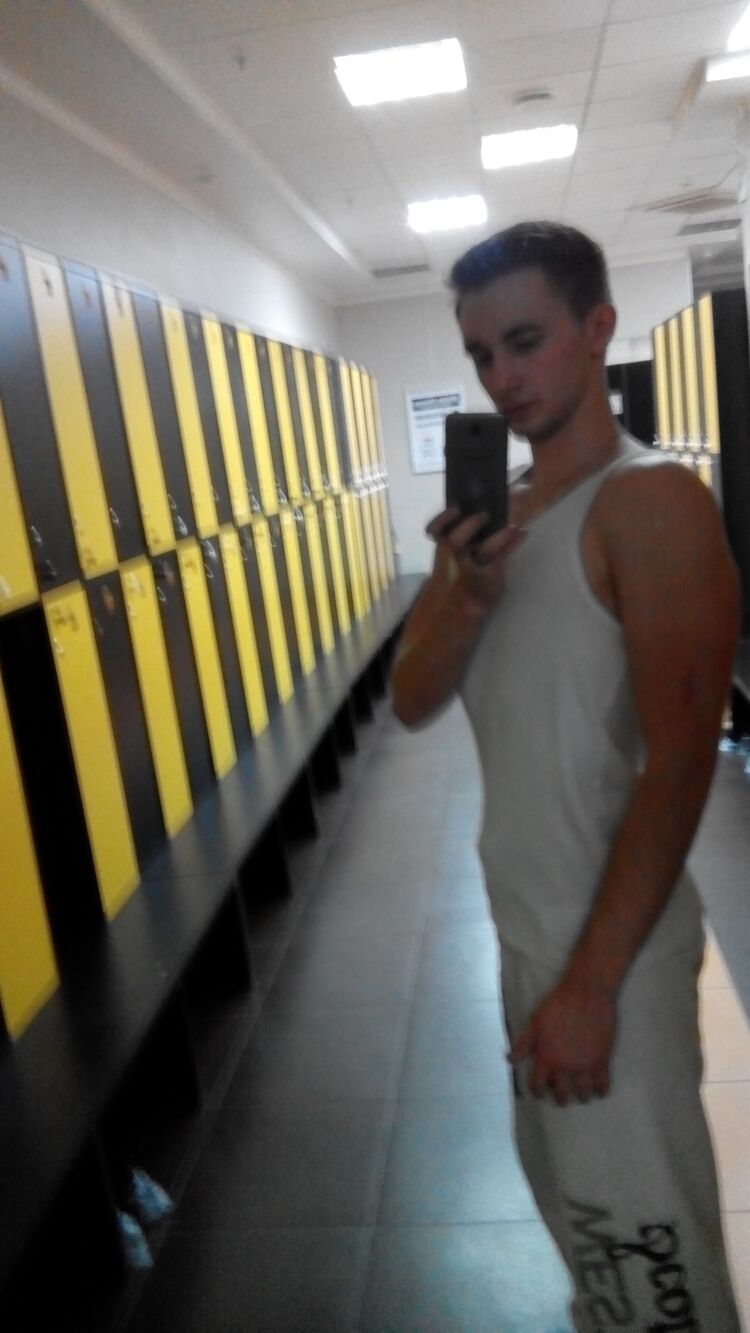  44393943  , 30 ,    