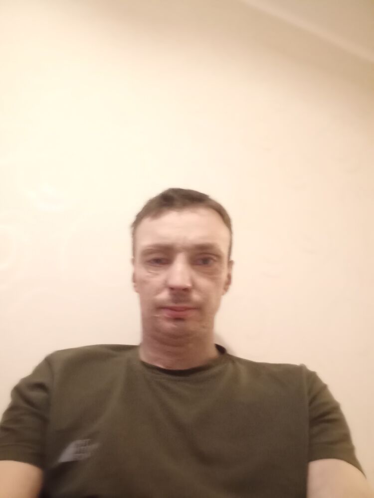  40832043  , 35 ,    -