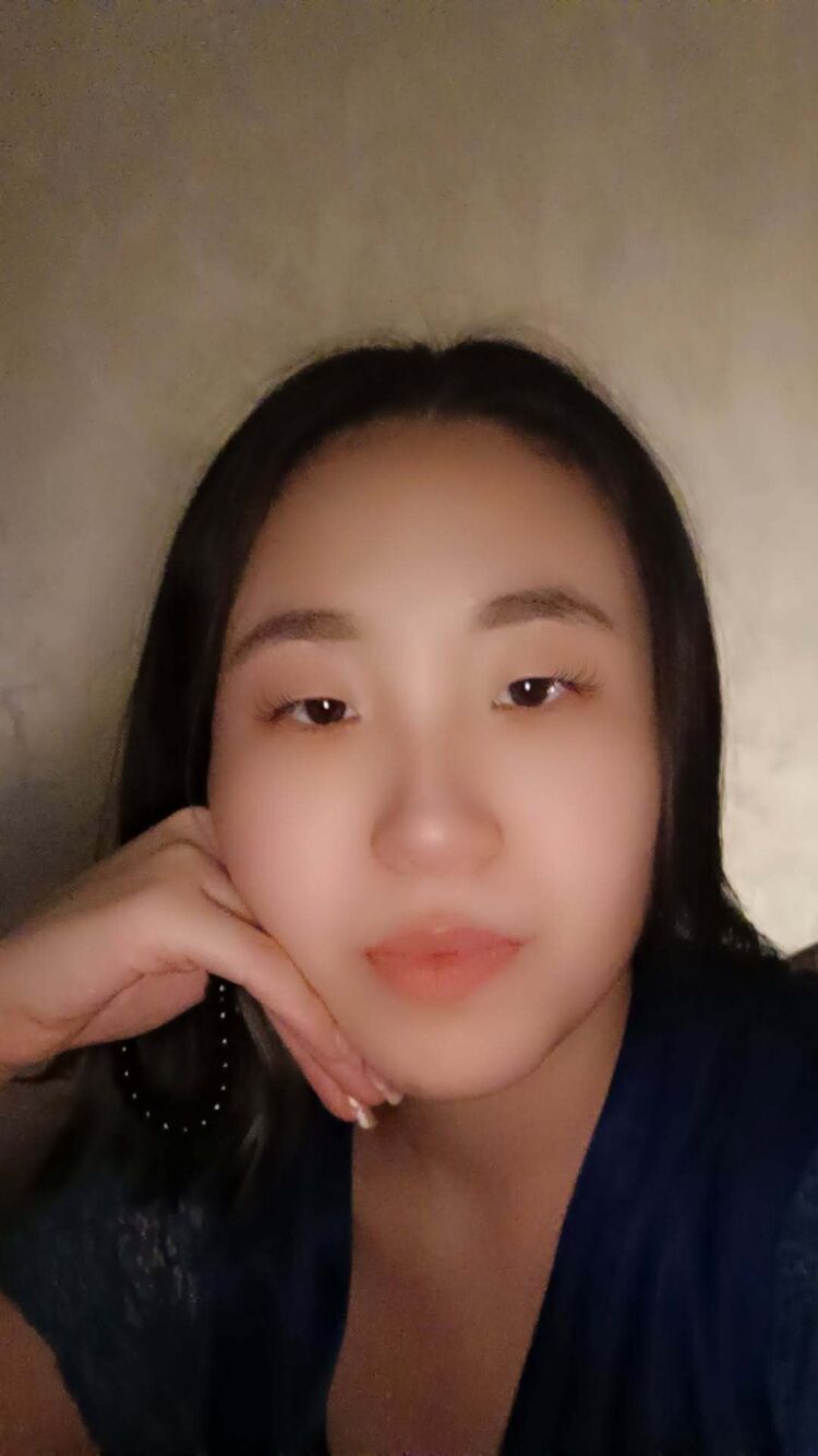  ,   Karina, 19 ,   ,   