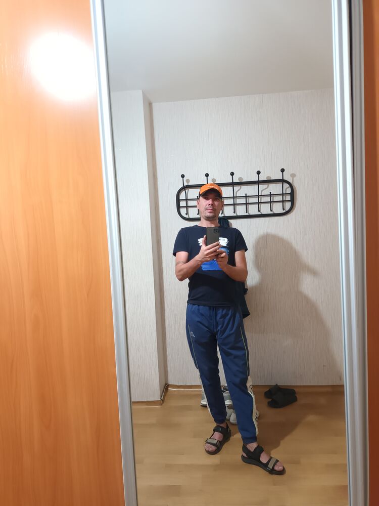 ���� 28819883 ������� �����, 37 ���, ���� ���������� � �����������