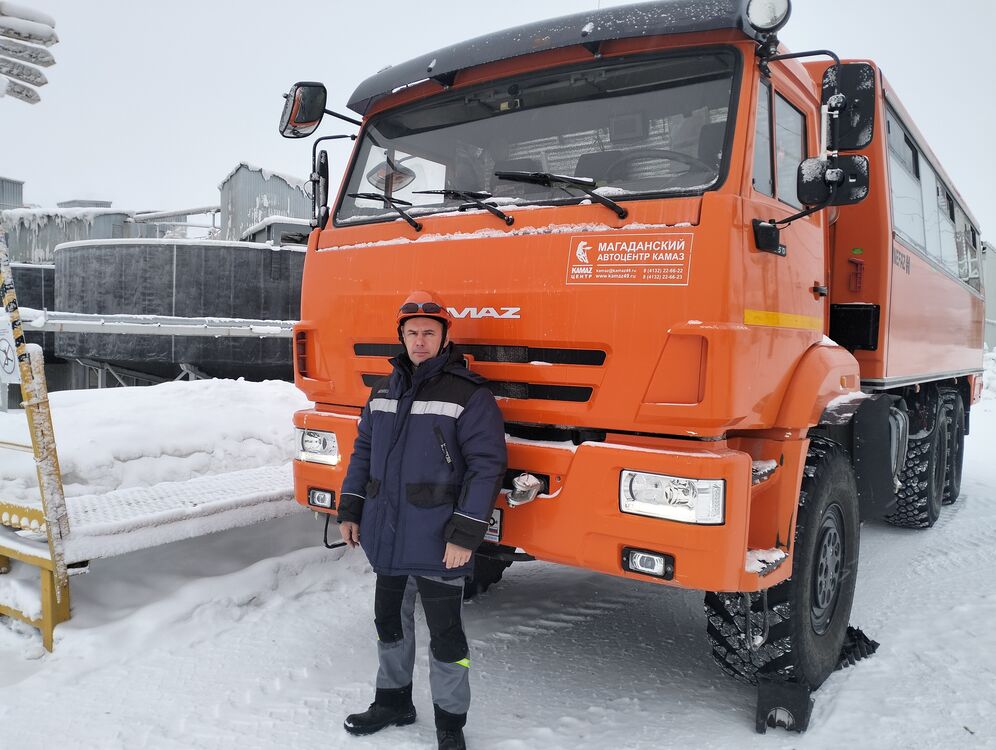  49056093  , 43 ,    