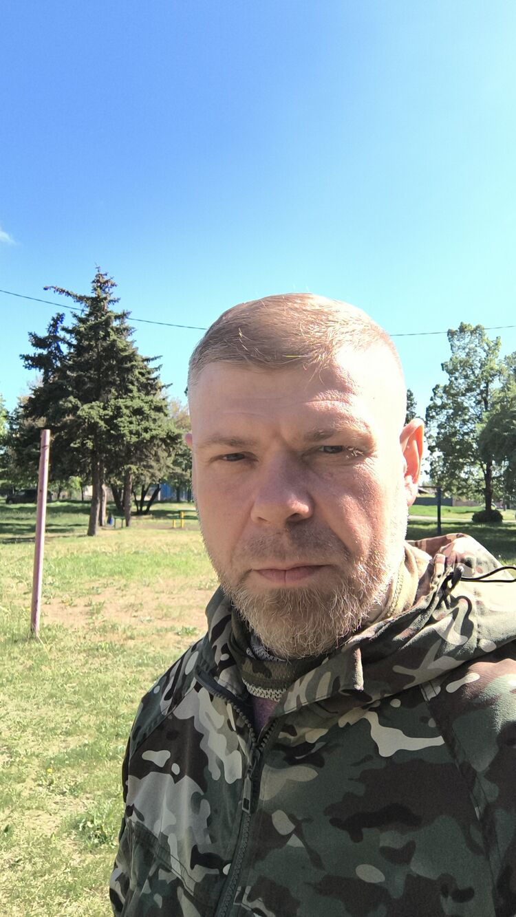  43032723  , 42 ,    