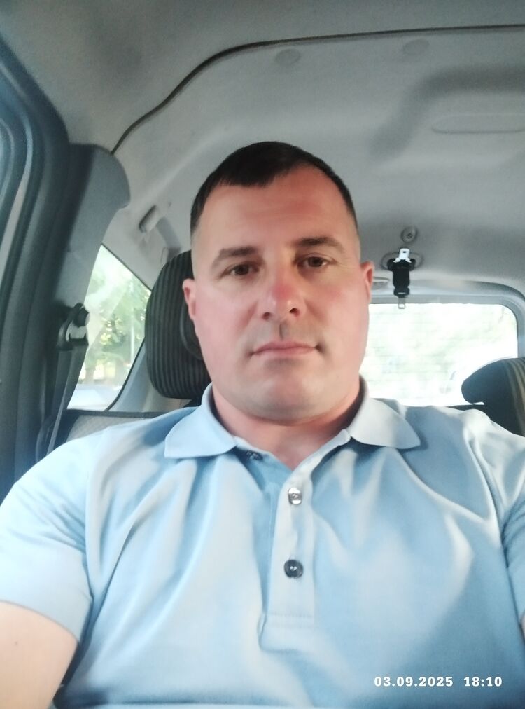  53470393  Nicolae, 41 ,    