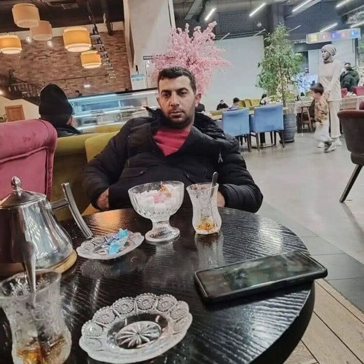  ,   Sercan, 40 ,   ,   