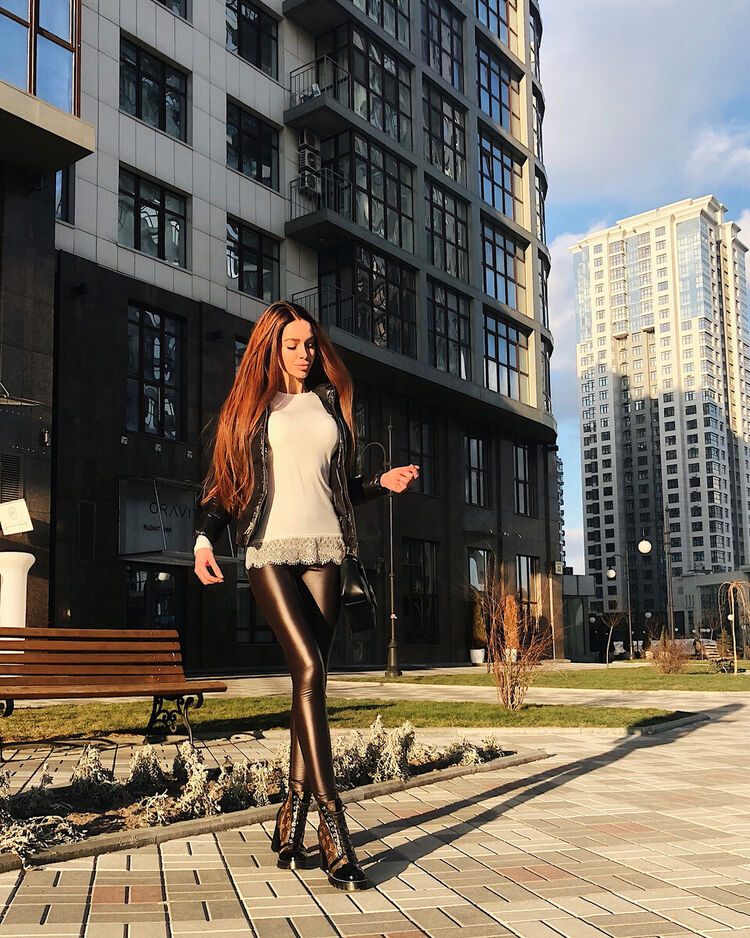  ,   Tainka, 24 ,   ,   , c 