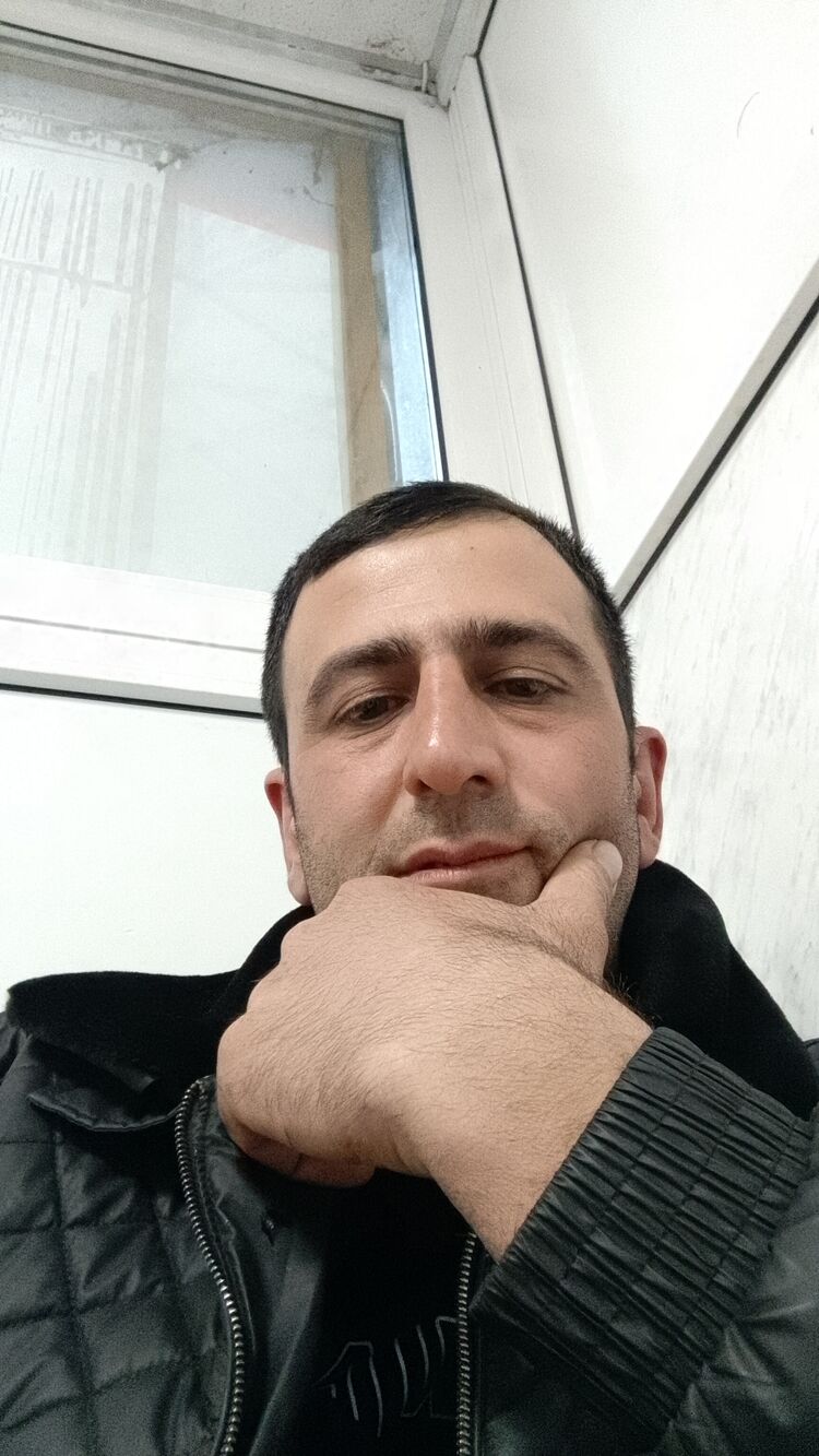  43453673   , 36 ,    
