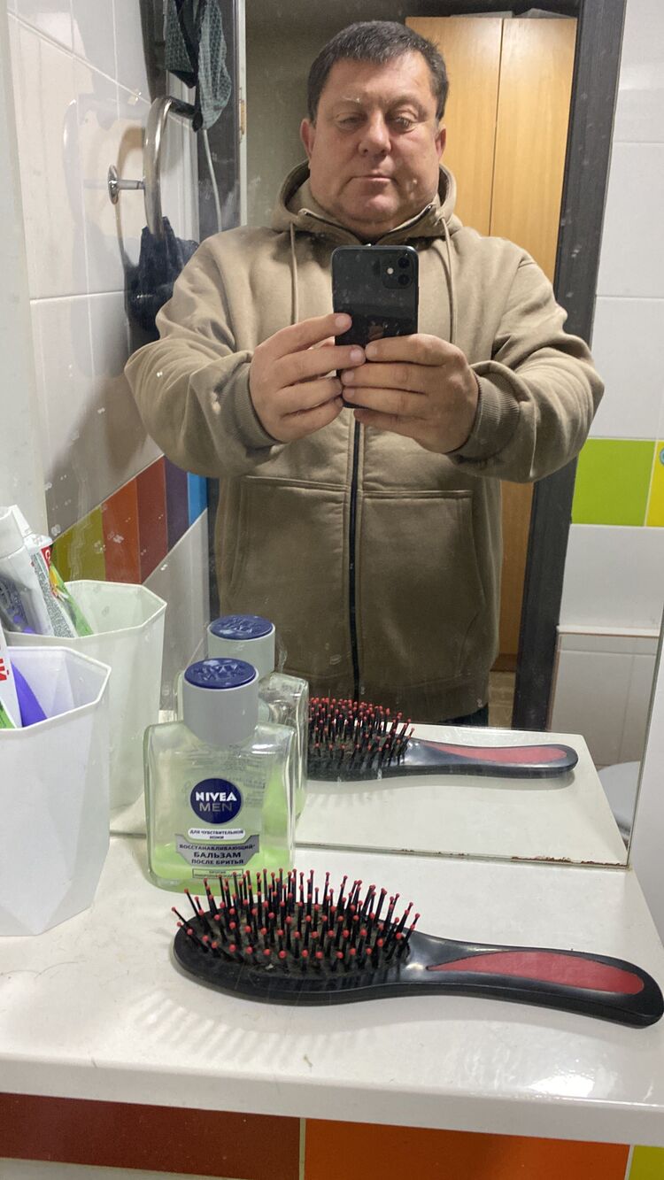  40075153  , 52 ,    