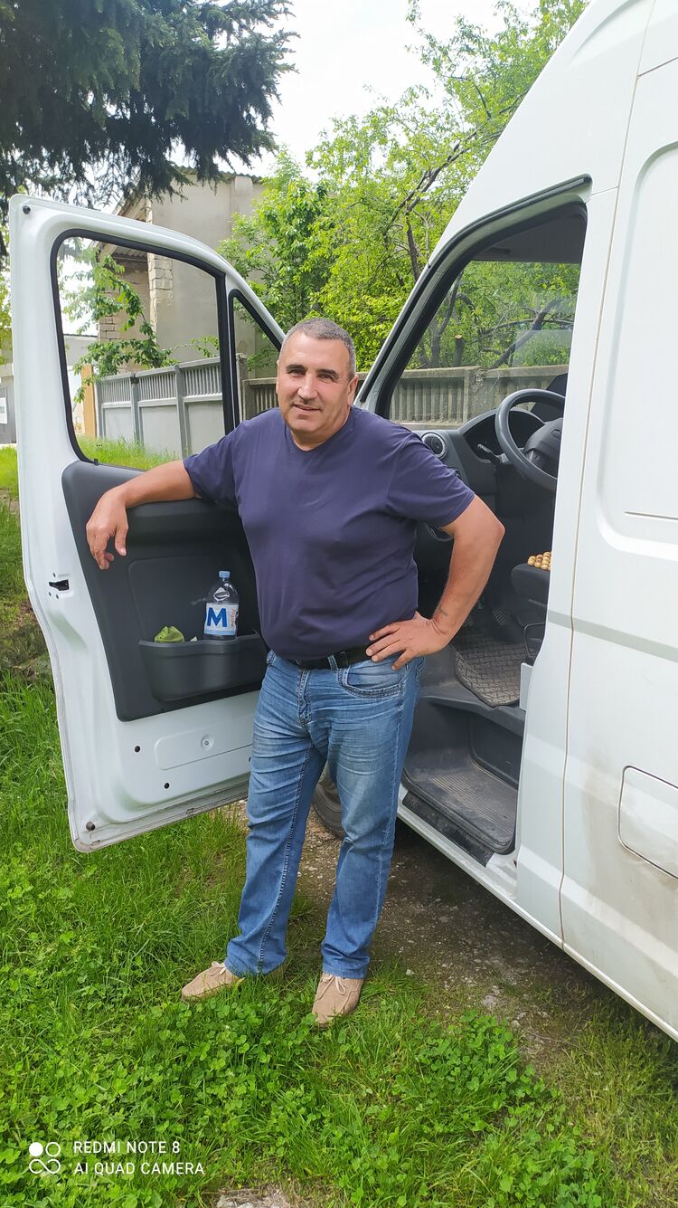 23160583  Constantin, 60 ,    