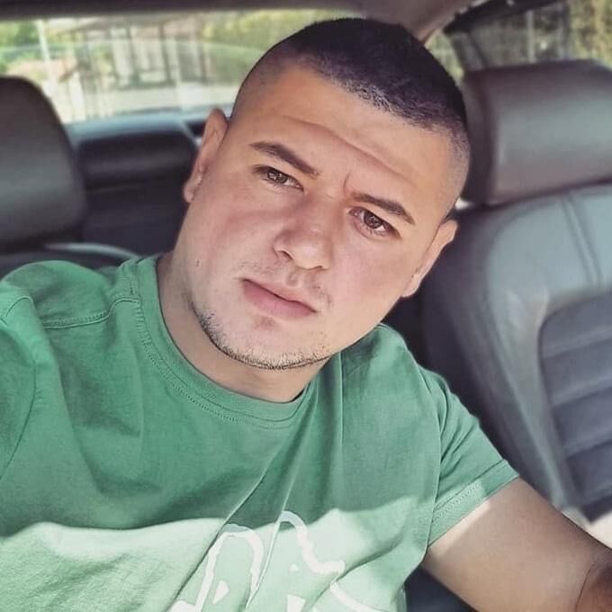  Shtip,   Mico, 28 ,   ,   