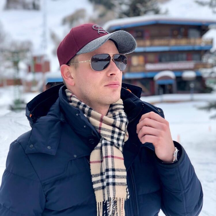 ���� 49574313 ������� �����, 32 ����, ���� ���������� � �������