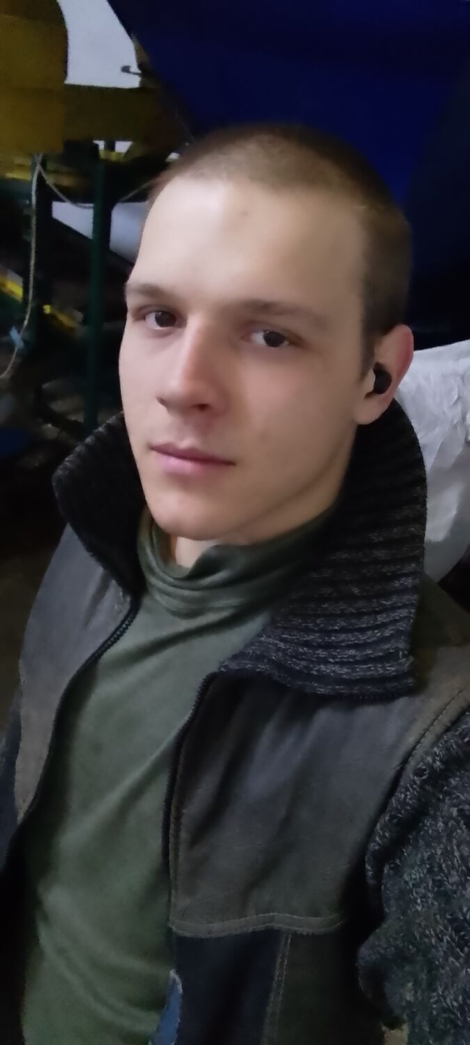  33200773  Kiriko, 26 ,    