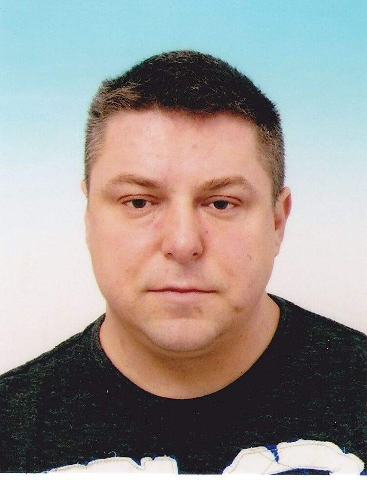  8104073  Petr, 59 ,    Praha