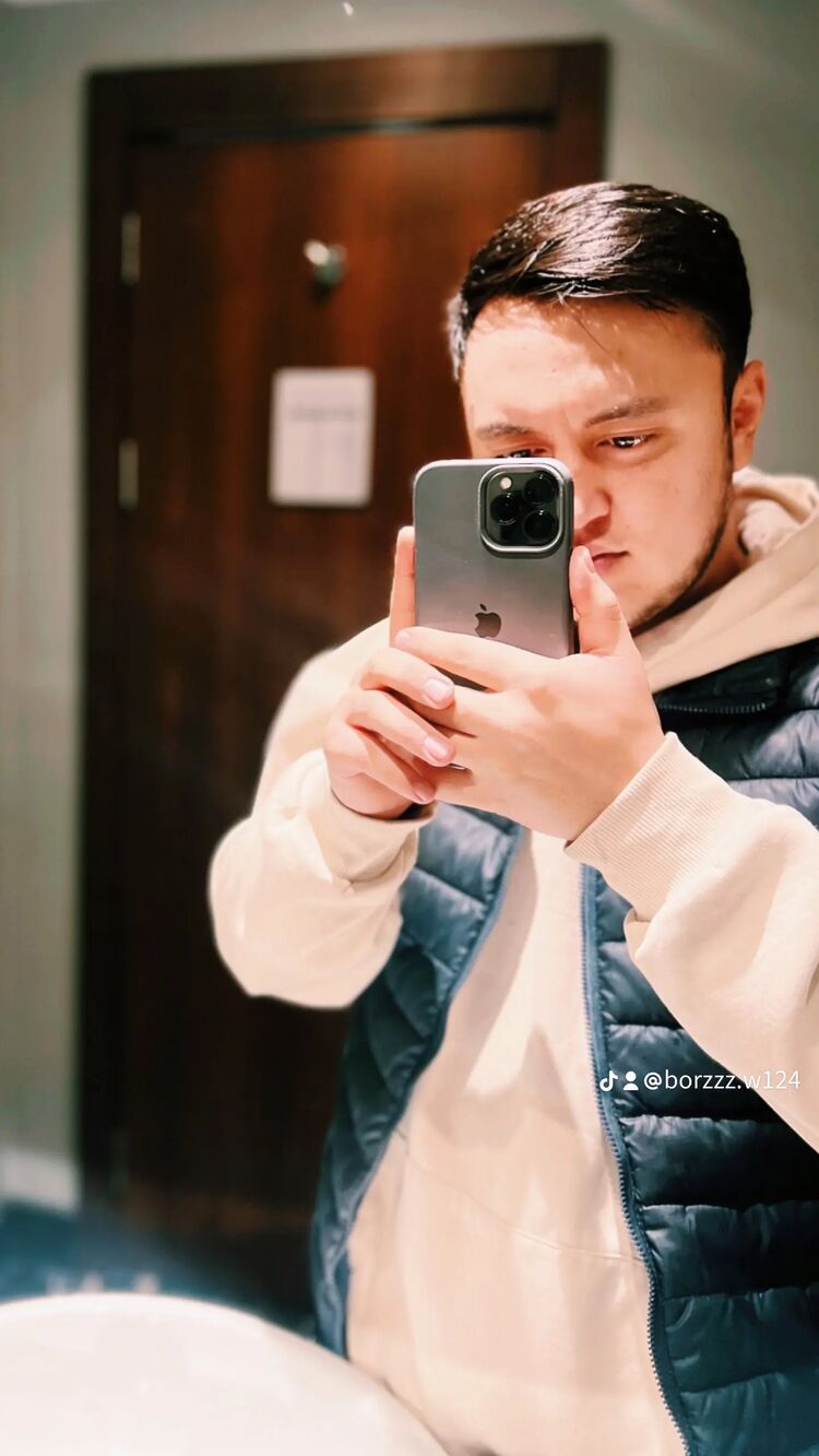  54118213  Asadchik, 26 ,    