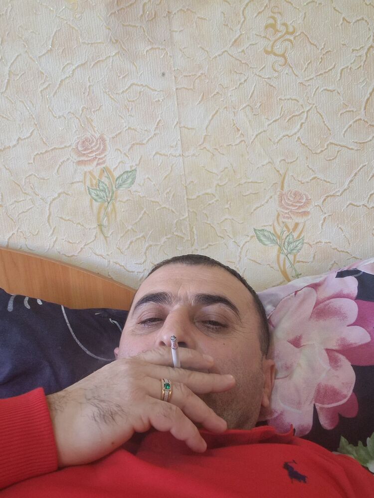  31623653  Vazgen, 48 ,    