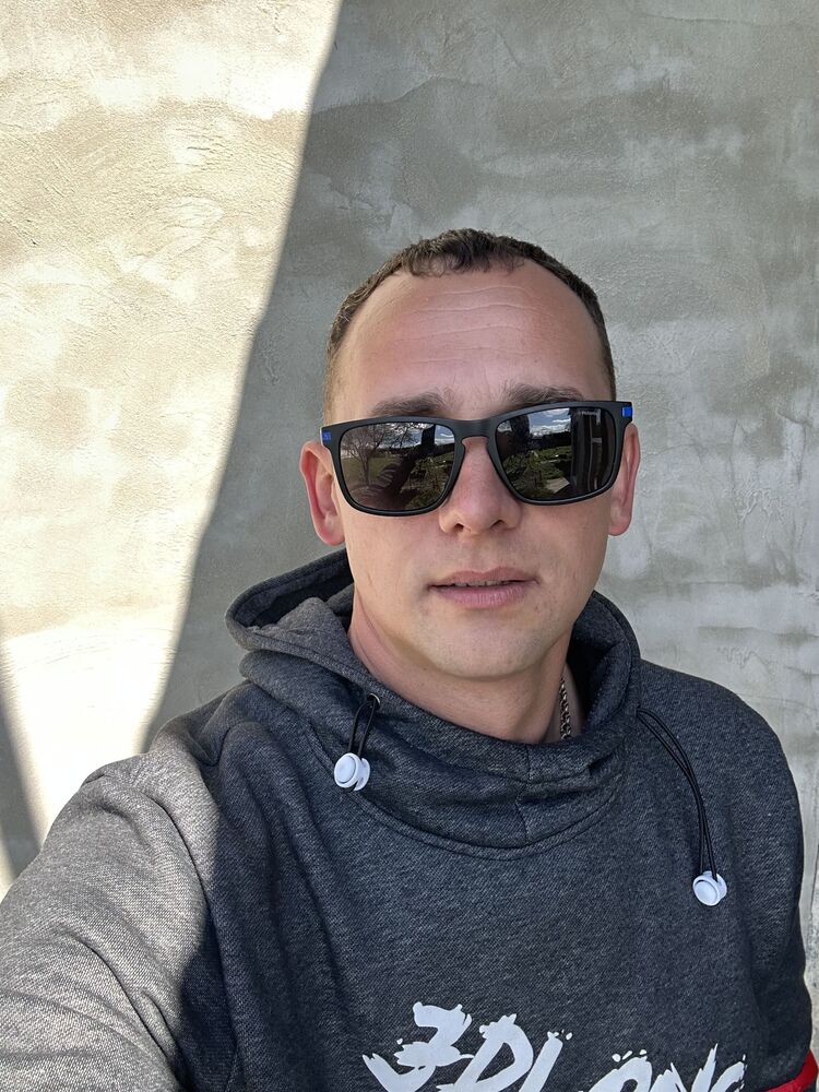  52840503  , 34 ,    