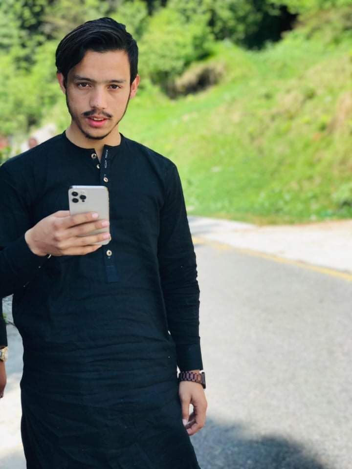  ,   Zakir, 25 ,   ,   