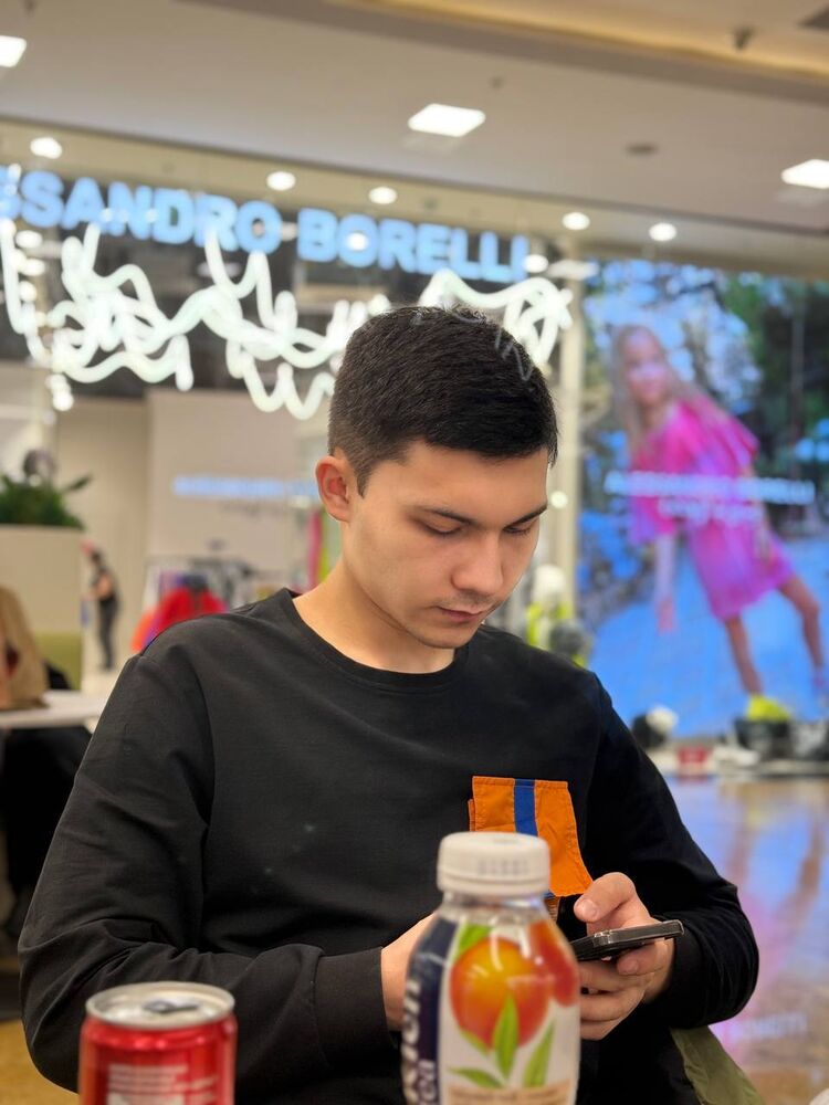  49378773  , 21 ,    