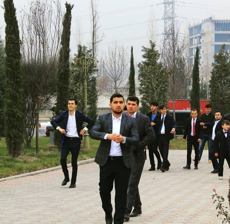  29233933  Muin, 27 ,    